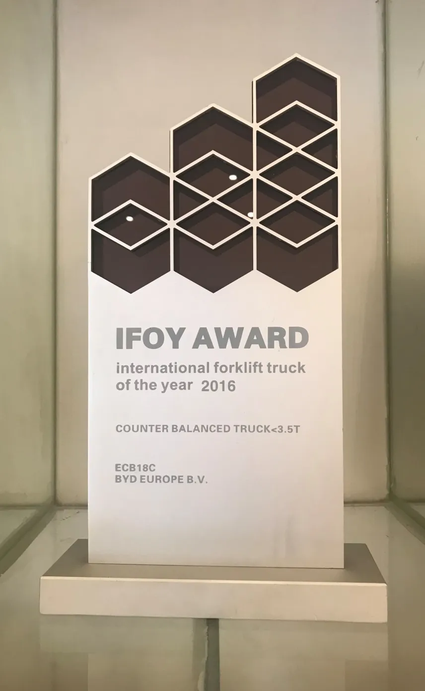 Chariot élévateur BYD | Certification du prix annuel IFOY International Chariot 