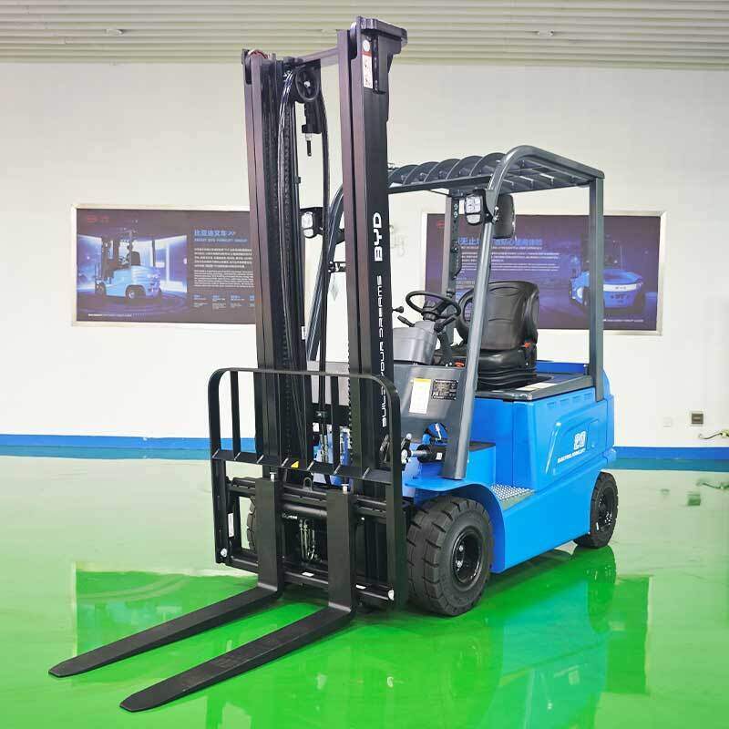 Chariot élévateur électrique tout terrain : optimiser votre logistique au quotidien(Figure2)