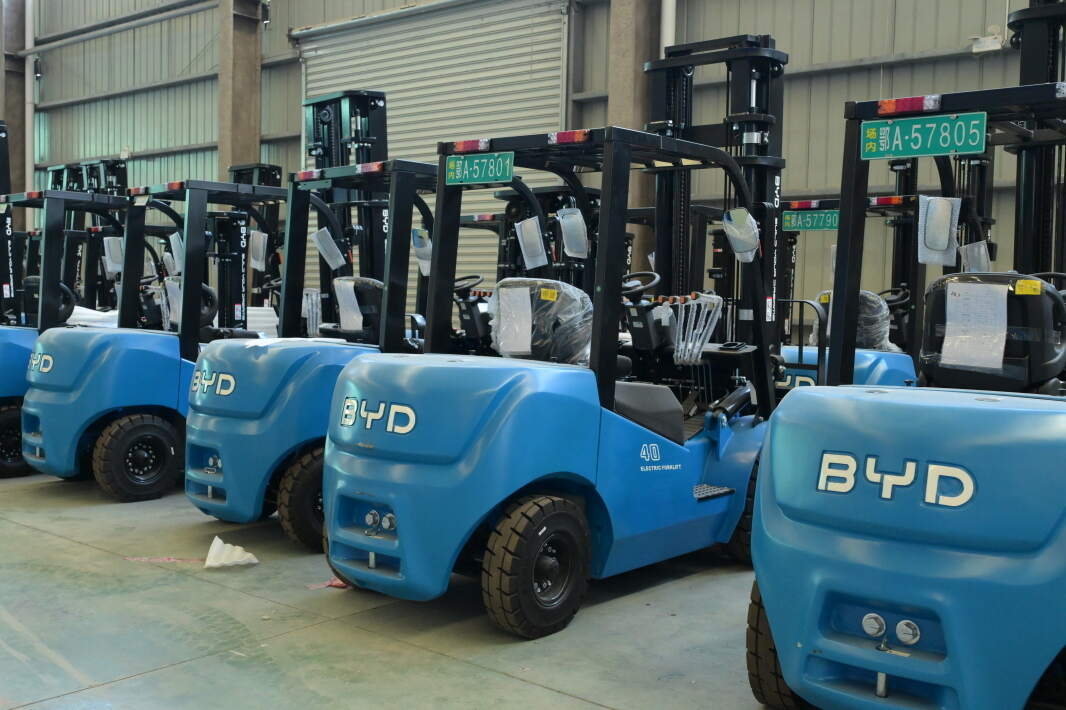 Quels sont les avantages de votre chariot élévateur électrique 3,5 tonnes ?(Figure1)