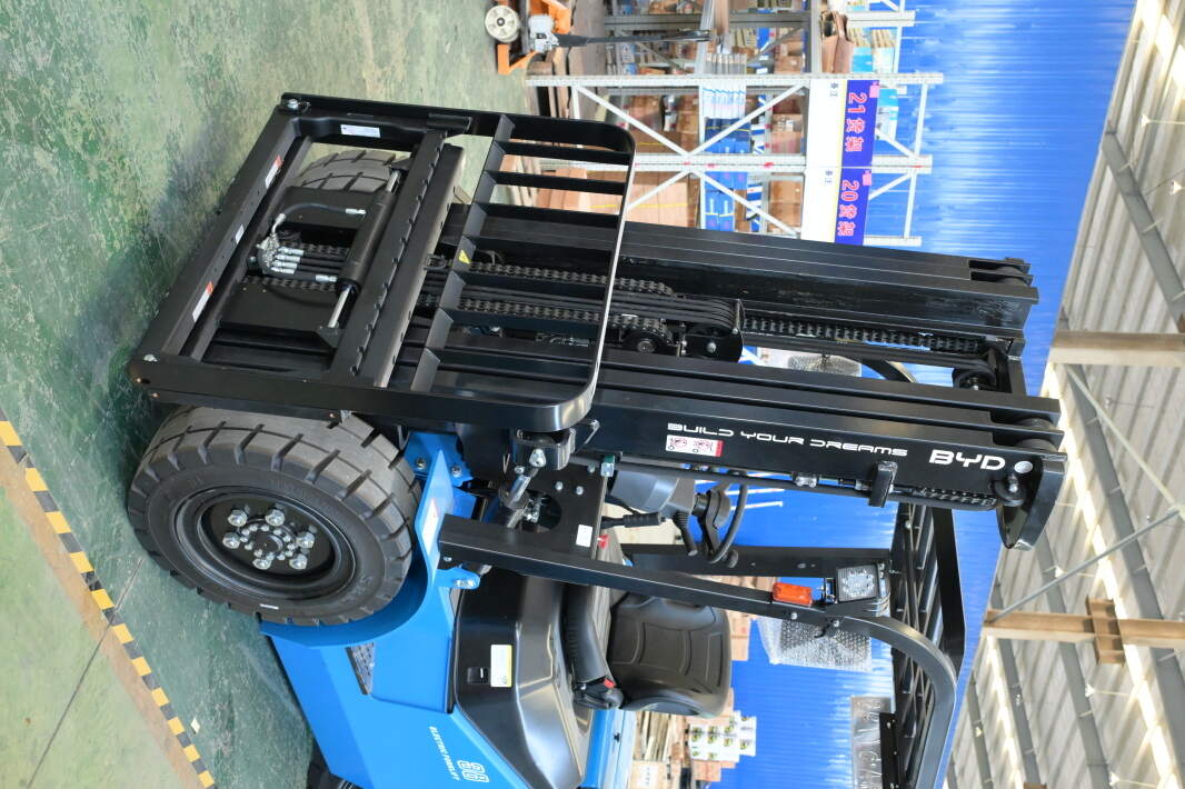 Tout savoir sur chariot élévateur électrique 2 tonnes