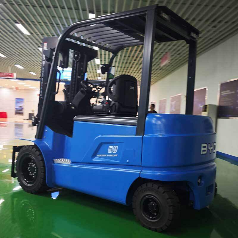 Acheter votre chariot élévateur électrique 10 tonnes : le guide complet