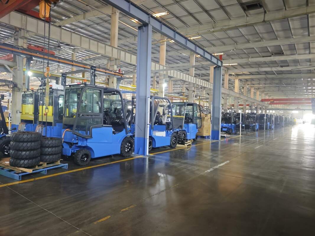 Votre chariot élévateur électrique 3 roues : les points clés