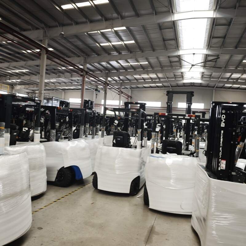 Investir dans votre chariot élévateur électrique lithium : les points à vérifier