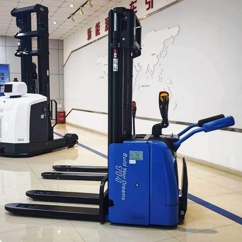 Chariot élévateur électrique 2 tonnes : les critères pour votre entrepôt(Figure3)