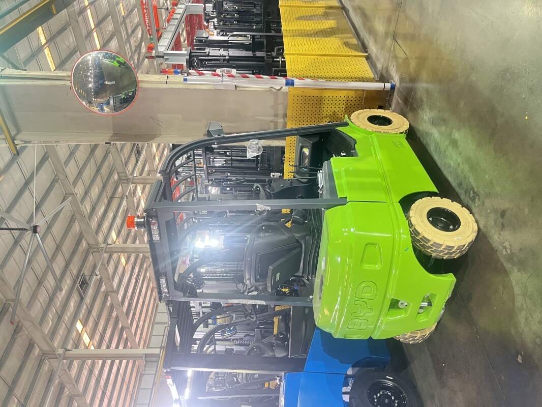 Chariot élévateur électrique 1,5 tonne : la transition énergétique en entrepôt
